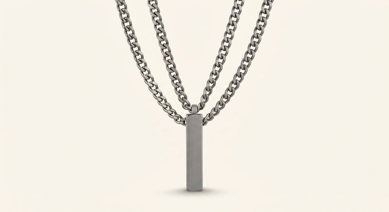 Louis Vuitton sterling silver LV Whisper necklace 57cm (British brand)