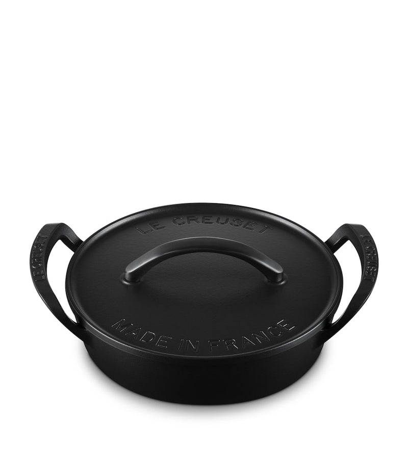 Le Creuset BBQ casserole dish 28cm, imported from the UK