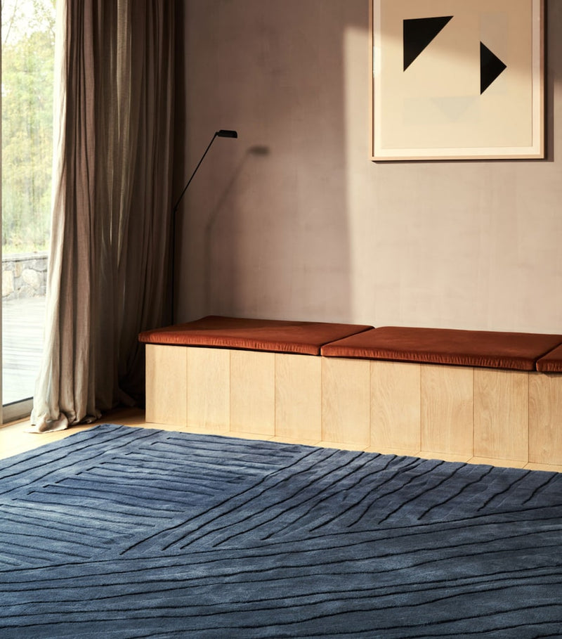 The Rug Company Ariso Midnight rug 2.74m x 1.83m - British product