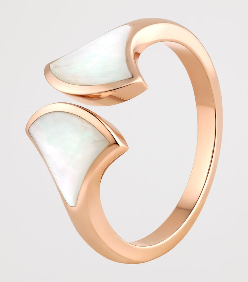 Bvlgari Divas' Dream ring, rose gold, mother-of-pearl - British product