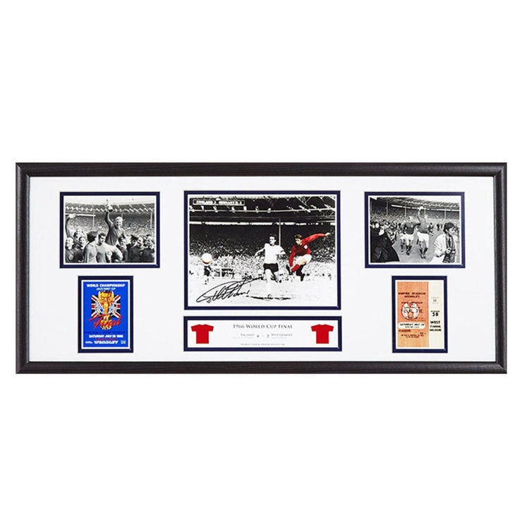 Allstarsignings signed storyboard 76.2 x 30.5 cm England 1966, UK version