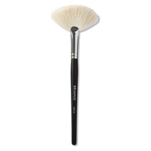 Morphe large soft fan brush imported from the UK