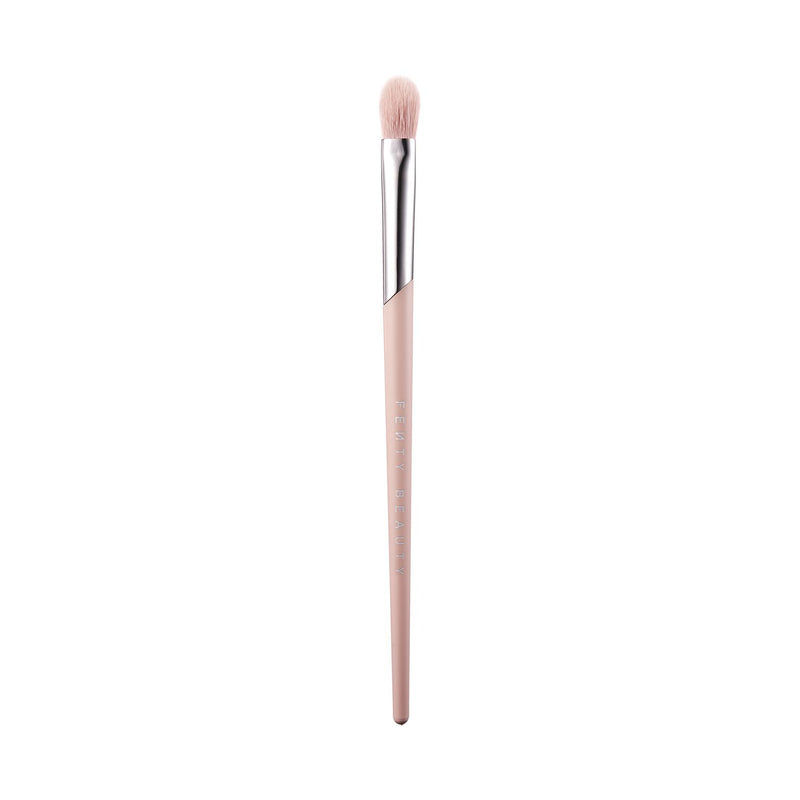 Fenty Beauty Plush Eyeshadow Brush 240 with synthetic bristles - British product