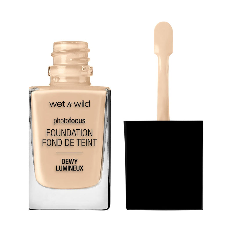Wet n Wild Foundation Soft Ivory 28ml (British brand)