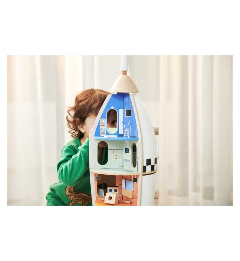 Classic World wooden rocket ship 51 pieces, imported from the UK