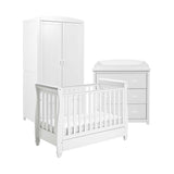 Juego de muebles de habitación infantil Babymore Eva de 3 piezas, color blanco.