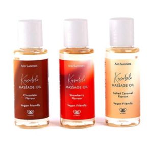 Ann Summers Kissable Massage Oils Trio Erdbeere gesalzenes Karamell Schokolade 3 x 50ml