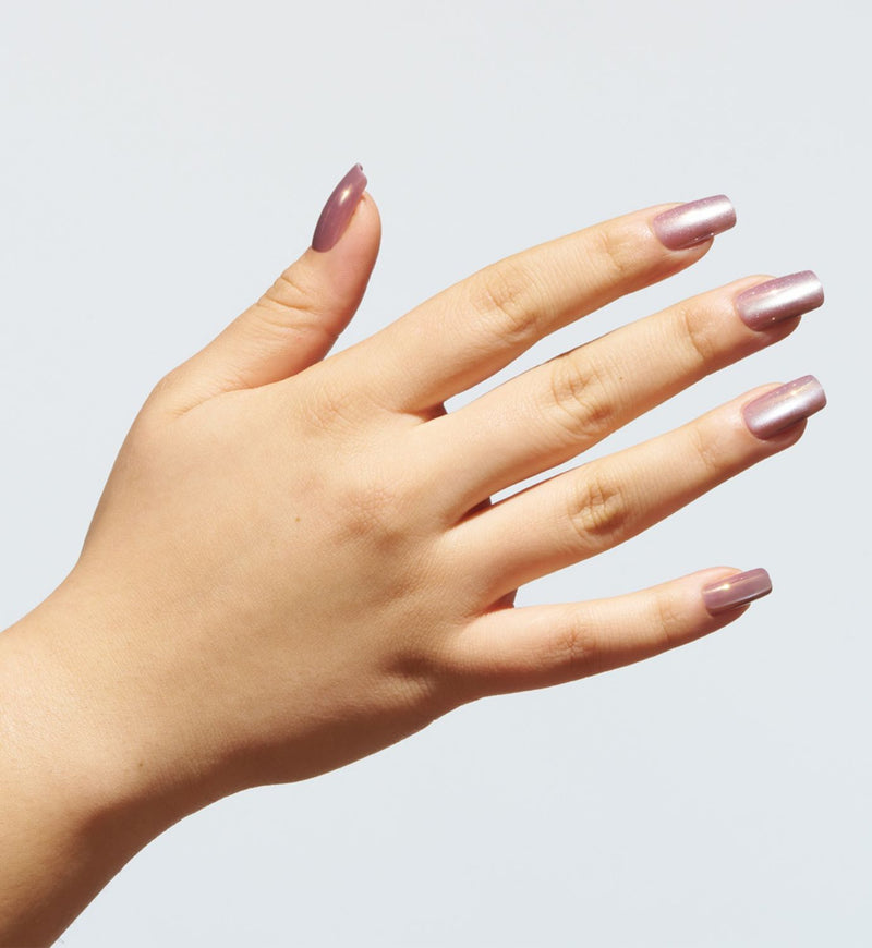 Elegant Touch Magic Mirror Nails medium square (British brand)