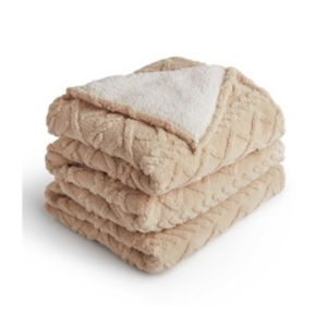 Silentnight Snugsie Super Cosy Giant Blanket 180 x 240cm (British brand)