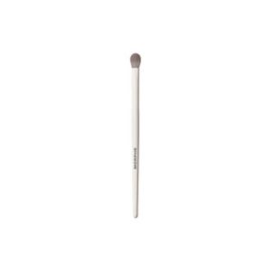 Morphe M332 Medium Rounded Eyeshadow Brush, imported from the UK