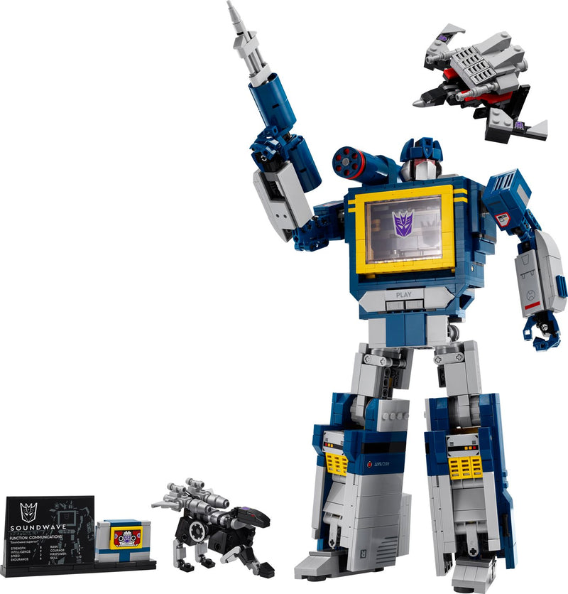 LEGO Transformers Soundwave 1505-piece set (British brand)