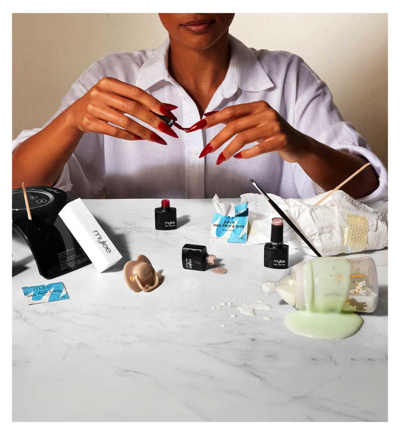 Mylee midi gel nail polish and LED lamp kit - British product
