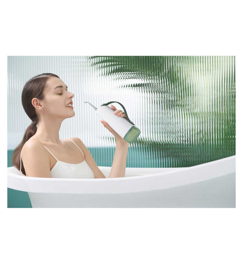 Oclean W10 water flosser Green portable oral irrigator (British brand)