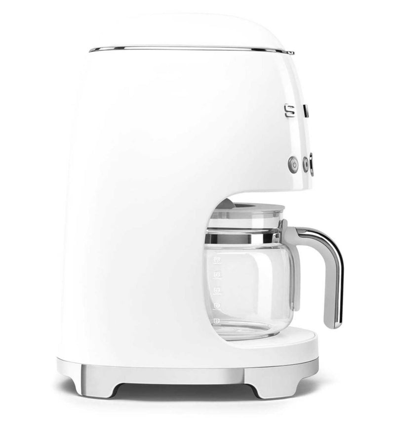 Smeg white coffee machine and milk frother set - British product