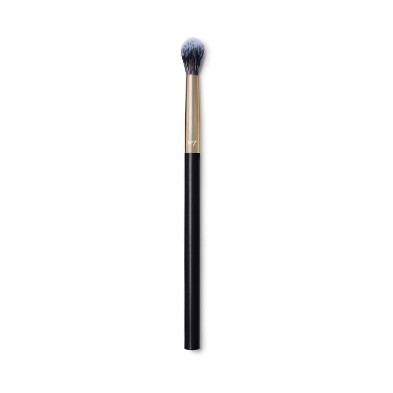 No7 Pro Artist Soft Sweep Fluffy Eyeshadow Brush, imported from the UK