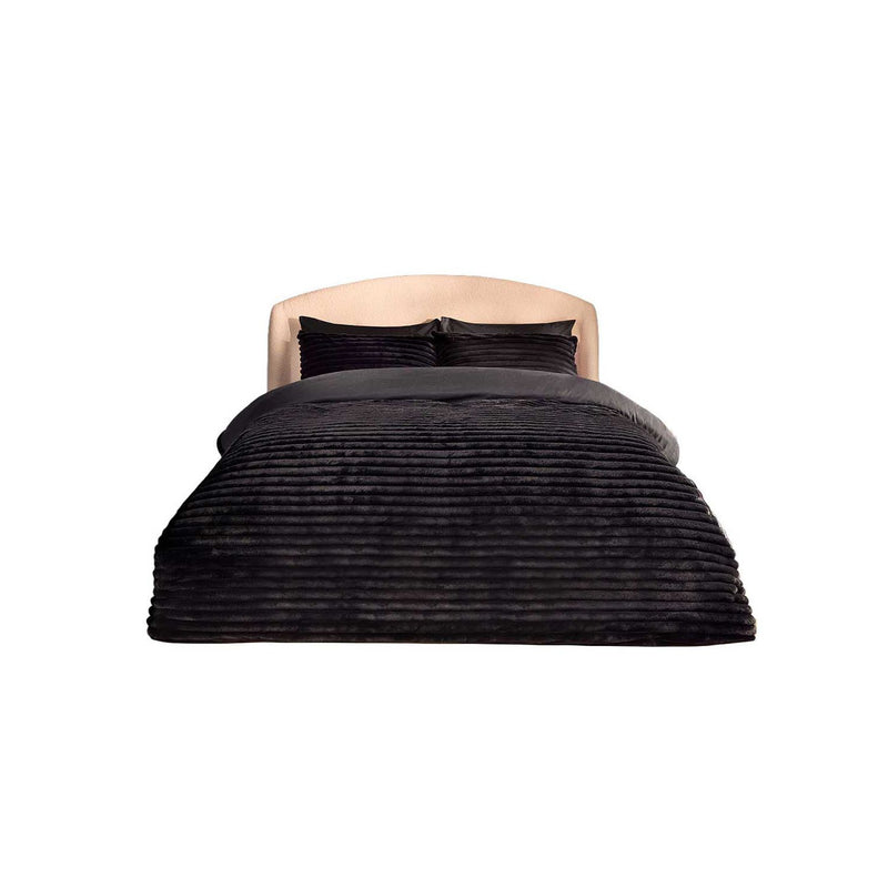 Silentnight faux fur duvet cover black double size set, imported from the UK