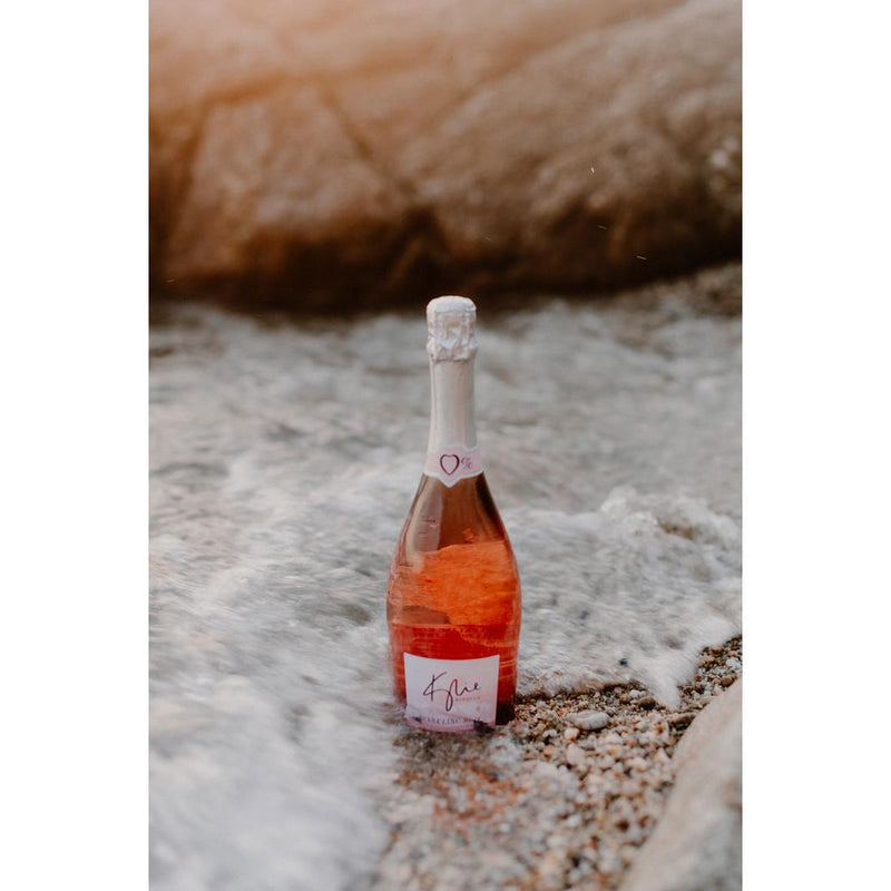 Kylie Minogue 0.0% Alcohol Free Sparkling Rosé Wine 75cl - British product
