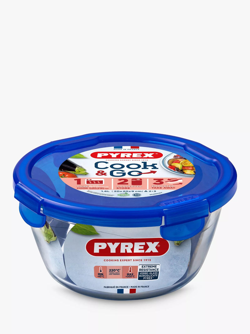 Pyrex Cook & Go glass dish with lid 1.6L - British product