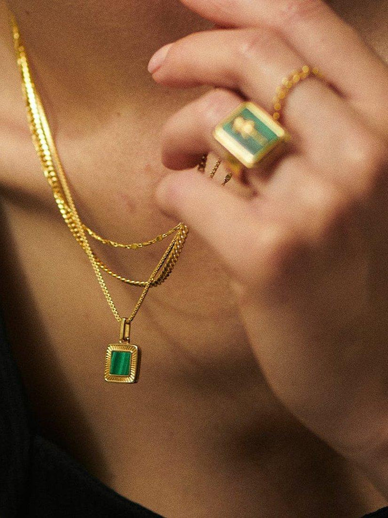 Daisy London gold malachite square pendant - British product