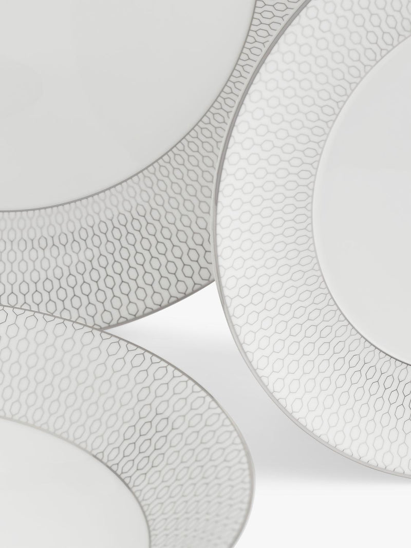 Wedgwood Gio Platinum dinnerware set 12 piece, imported from the UK