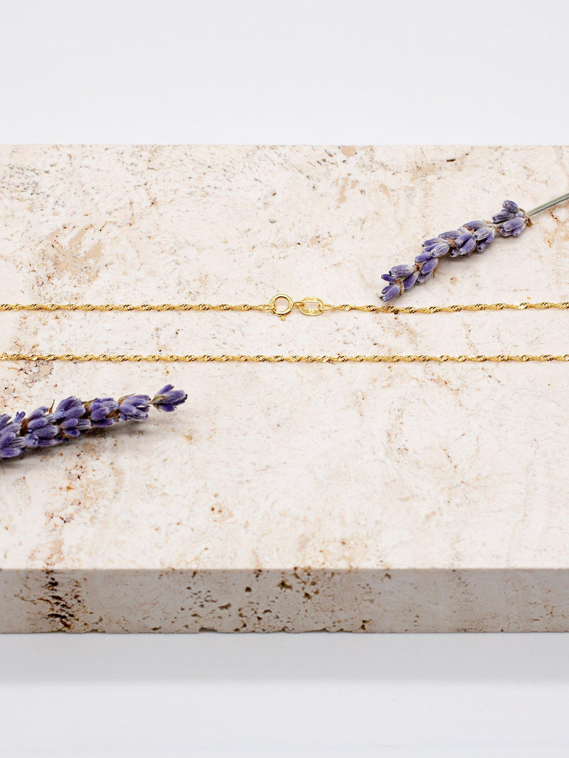 IBB 9ct yellow gold short twist link chain necklace (British brand)
