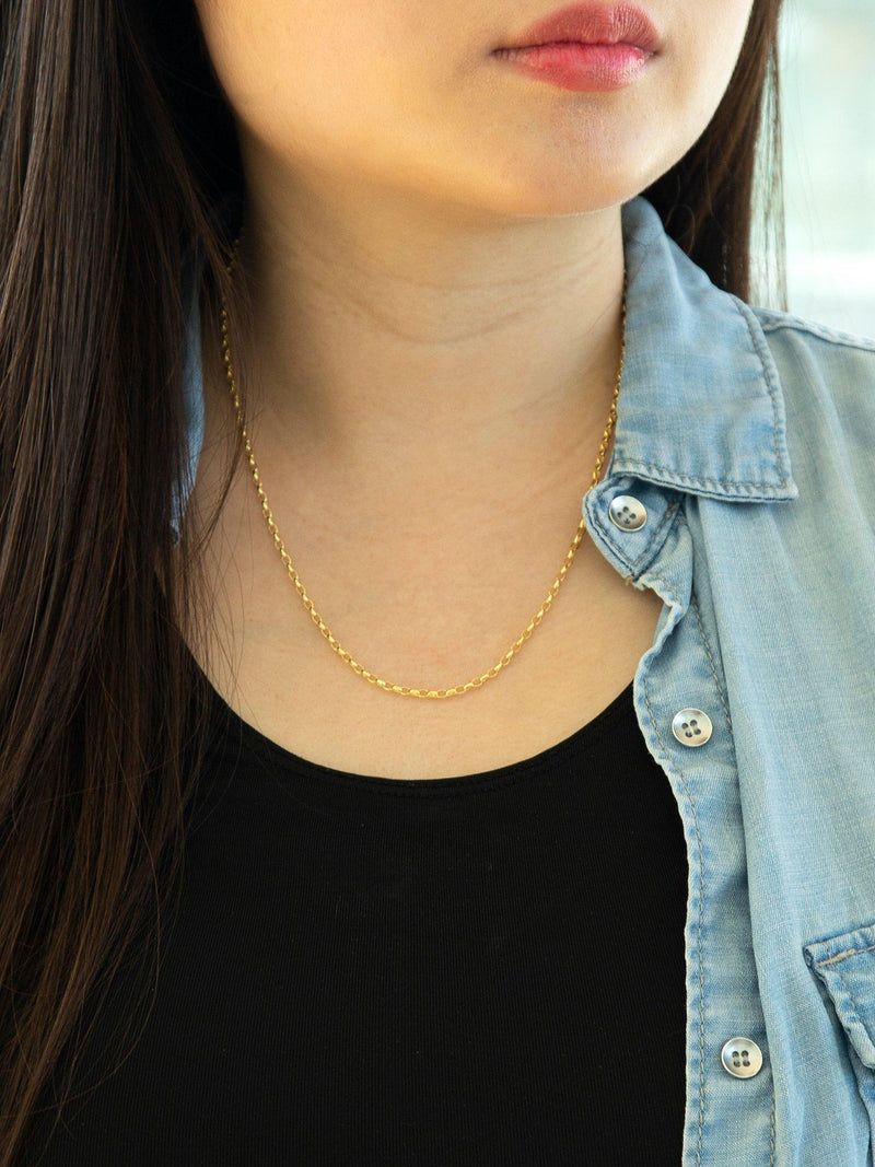 IBB 9ct gold oval link chain necklace, British brand