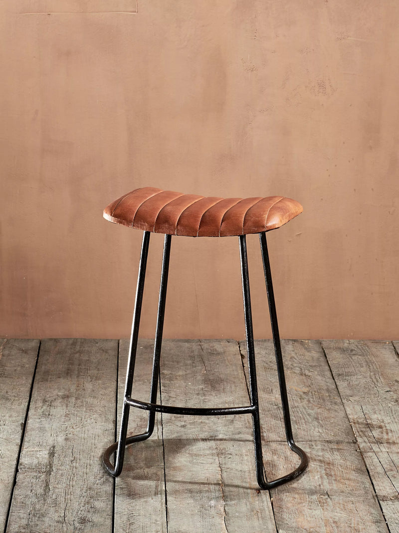 nkuku Narwana ribbed leather stool Aged Tan 60.5cm - British product