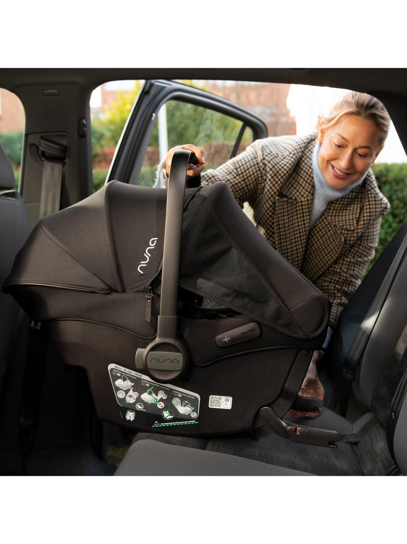 Nuna baby car seat Caviar, imported from the UK