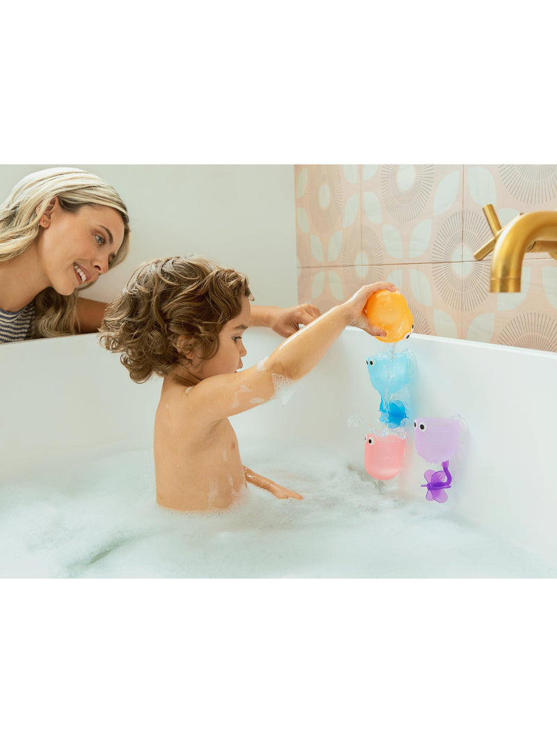 Munchkin Falls bath toy, imported from the UK