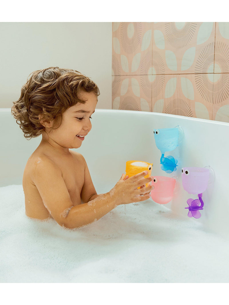 Munchkin Falls bath toy, imported from the UK