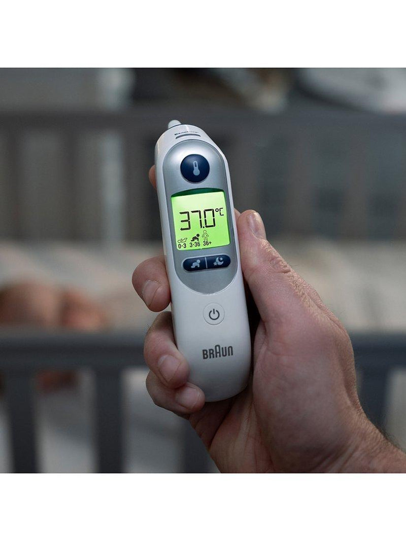 Braun infrared ear thermometer for babies and adults - British product