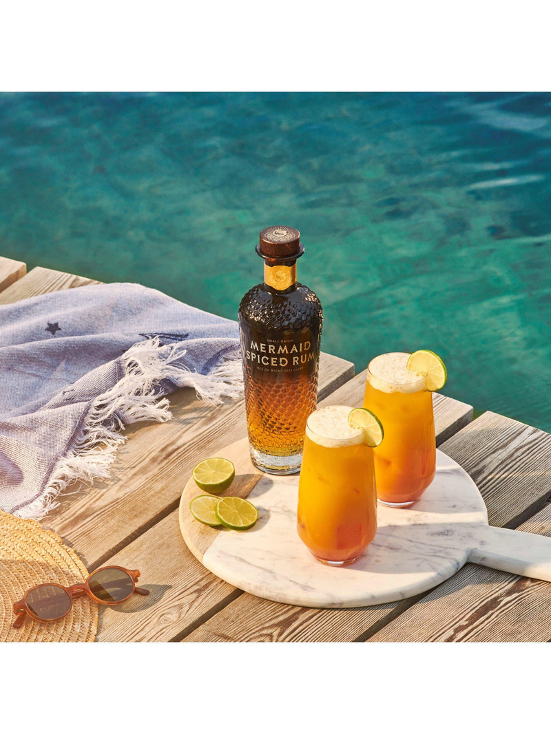 Isle of Wight Distillery spiced rum 70cl - British product