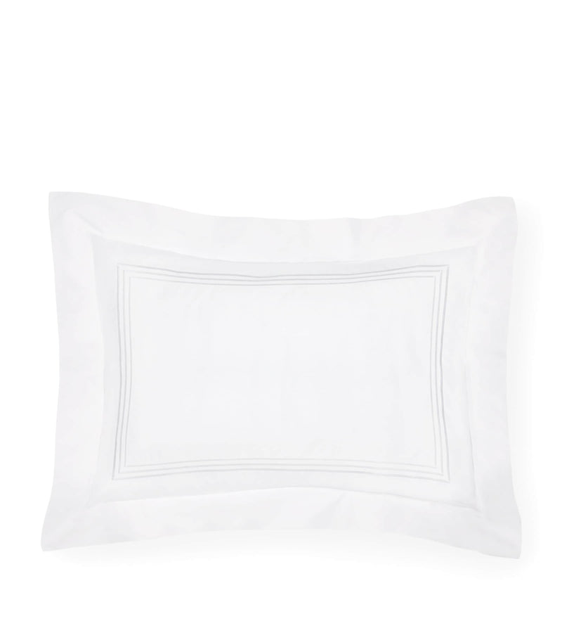 Pratesi Tre Righe Oxford pillowcase 50cm x 90cm, imported from the UK