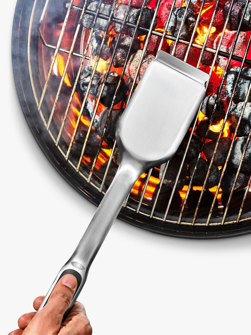 OXO bristle-free BBQ grill brush with replaceable head - British product