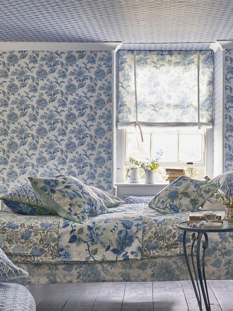 English Heritage by Designers Guild English Garden floral wallpaper L10m W52cm, imported from the UK