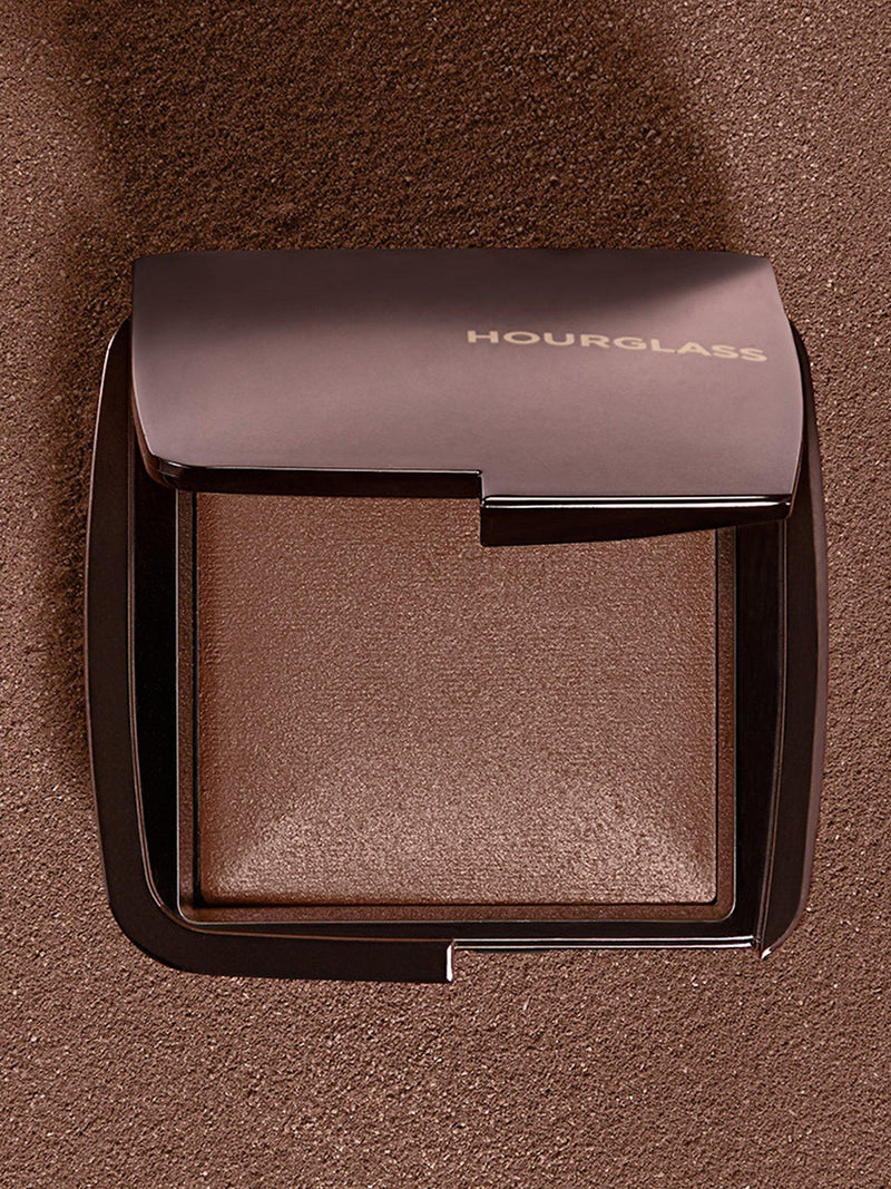 Hourglass Ambient Lighting Finishing Powder, UK version