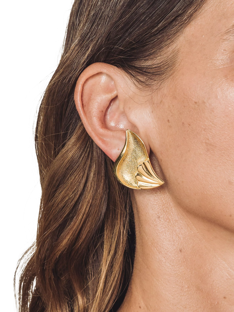 Eclectica pre-loved clip-on earrings 18ct gold, imported from the UK
