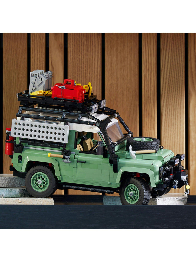 LEGO Classic Defender 90 building kit 2336 pieces, imported from the UK