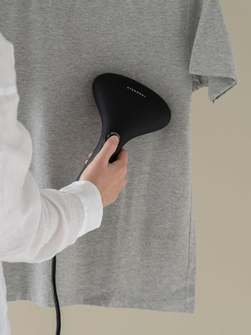 Steamery Cirrus No.2 handheld clothes steamer - British product