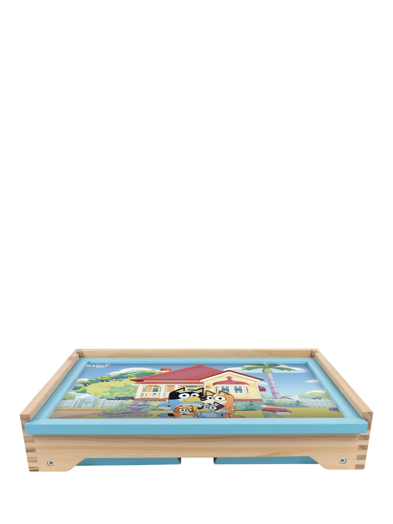 Bluey activity creation station with 100 magnets, imported from the UK