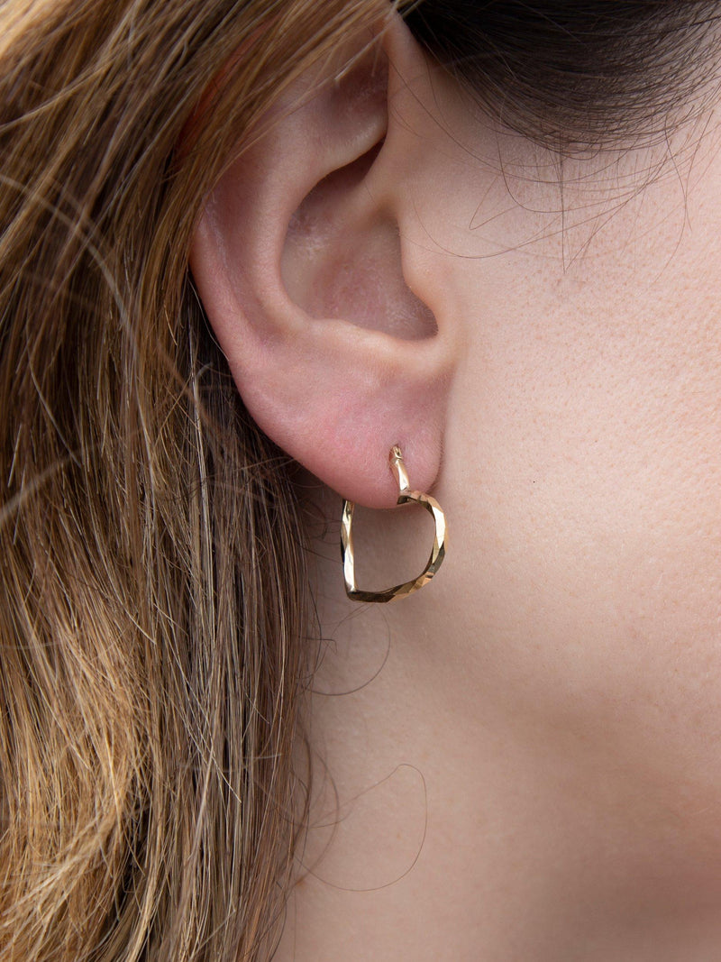IBB 9ct gold heart hoop earrings, UK version