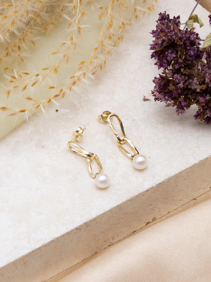 IBB 9ct yellow gold freshwater pearl drop earrings (British brand)