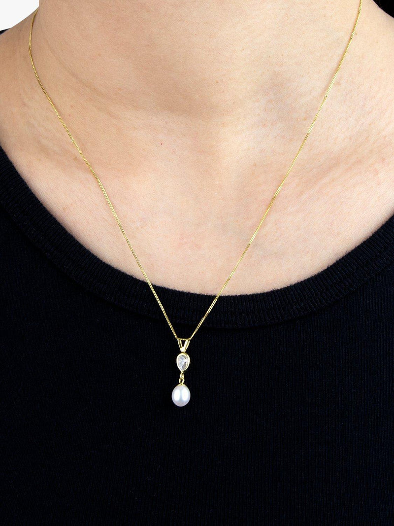 IBB 9ct gold pearl and cubic zirconia pendant necklace, UK version