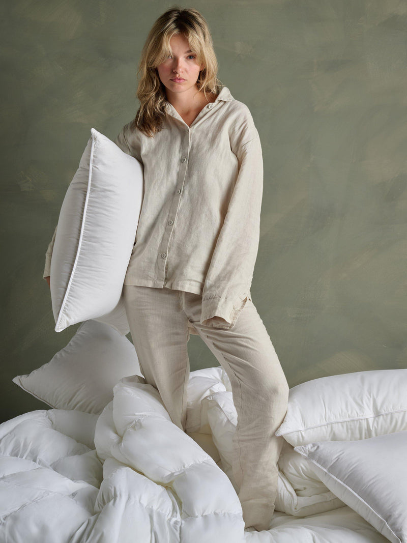 Bedfolk down alternative soft kingsize pillow - British product