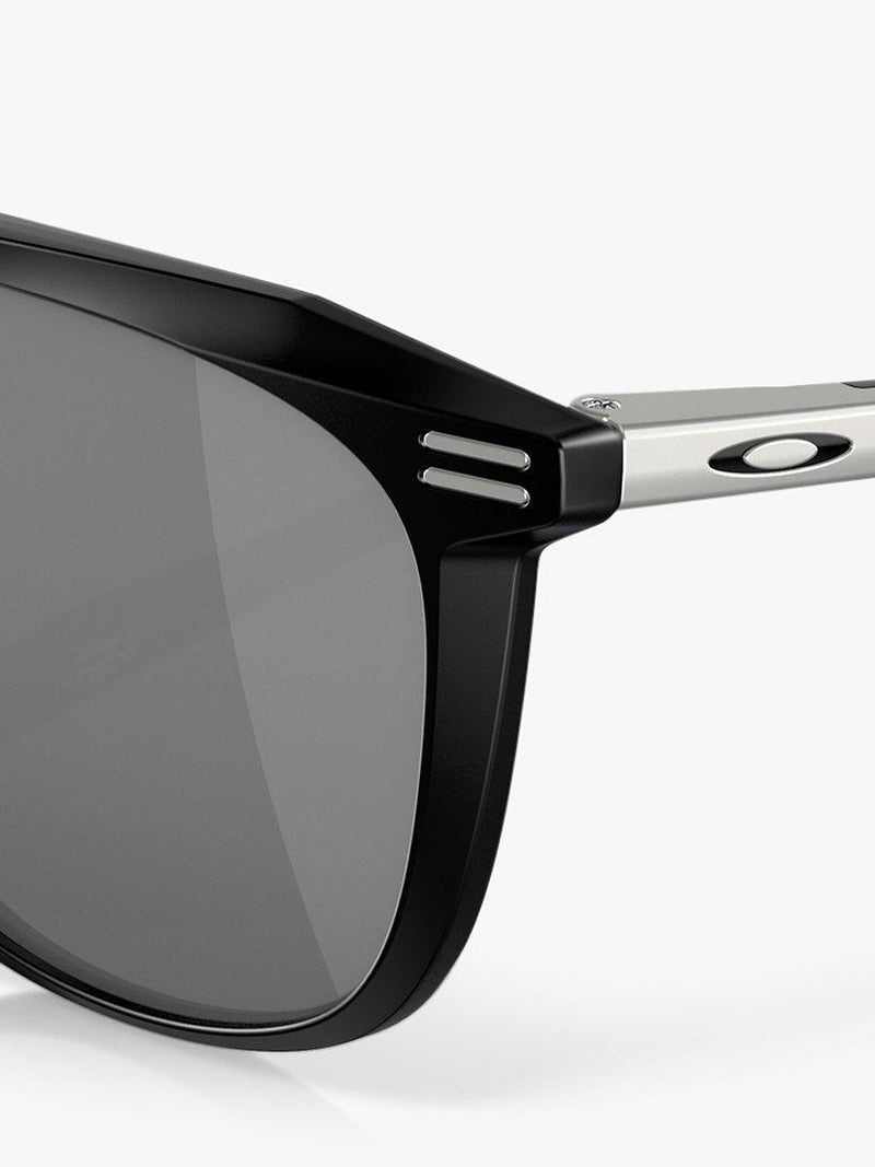 Oakley OO9286 sunglasses polarised D-frame 54mm, UK version