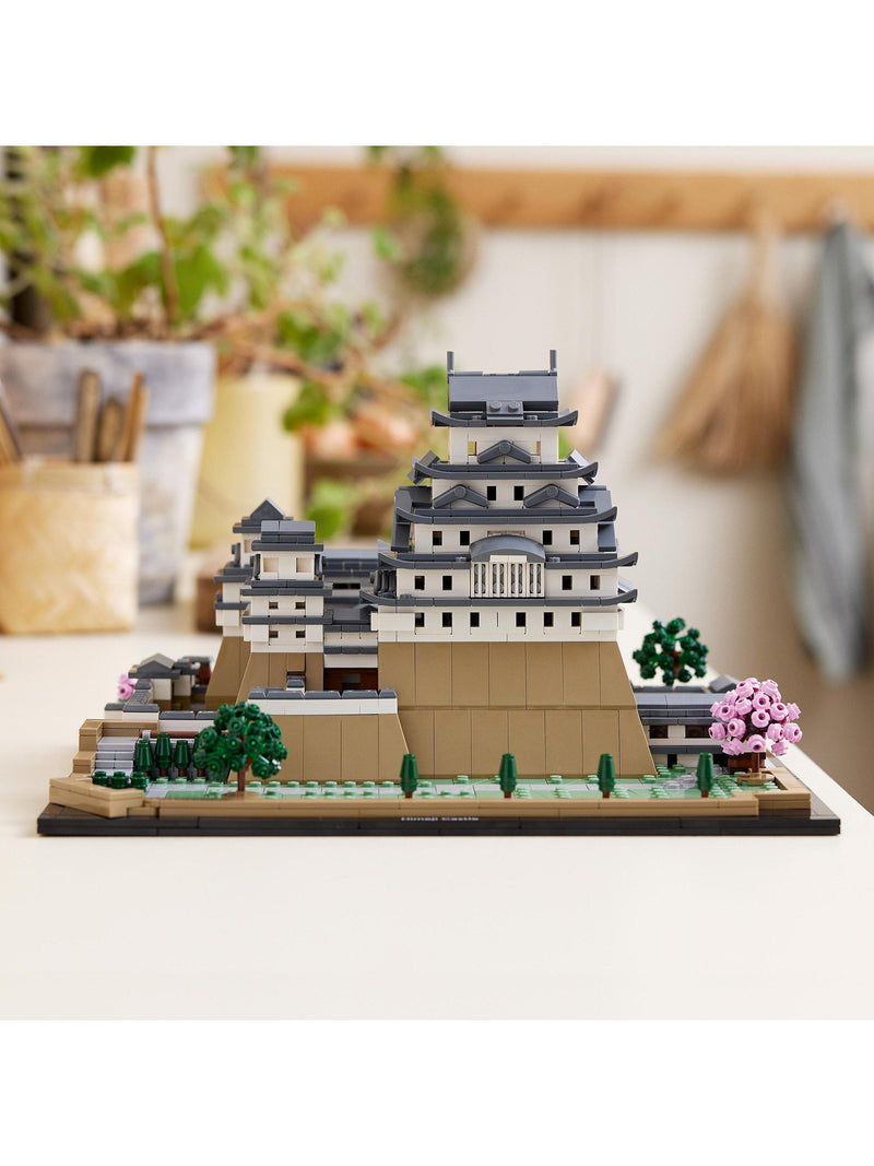 LEGO architectural model building set of Himeji Castle for adults with 2125 pieces, UK version