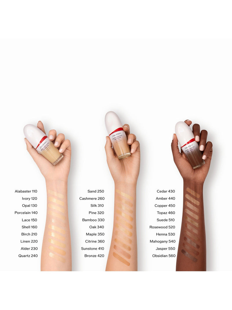 Shiseido RevitalEssence Glow Foundation mittlere Deckkraft - Britisches Produkt