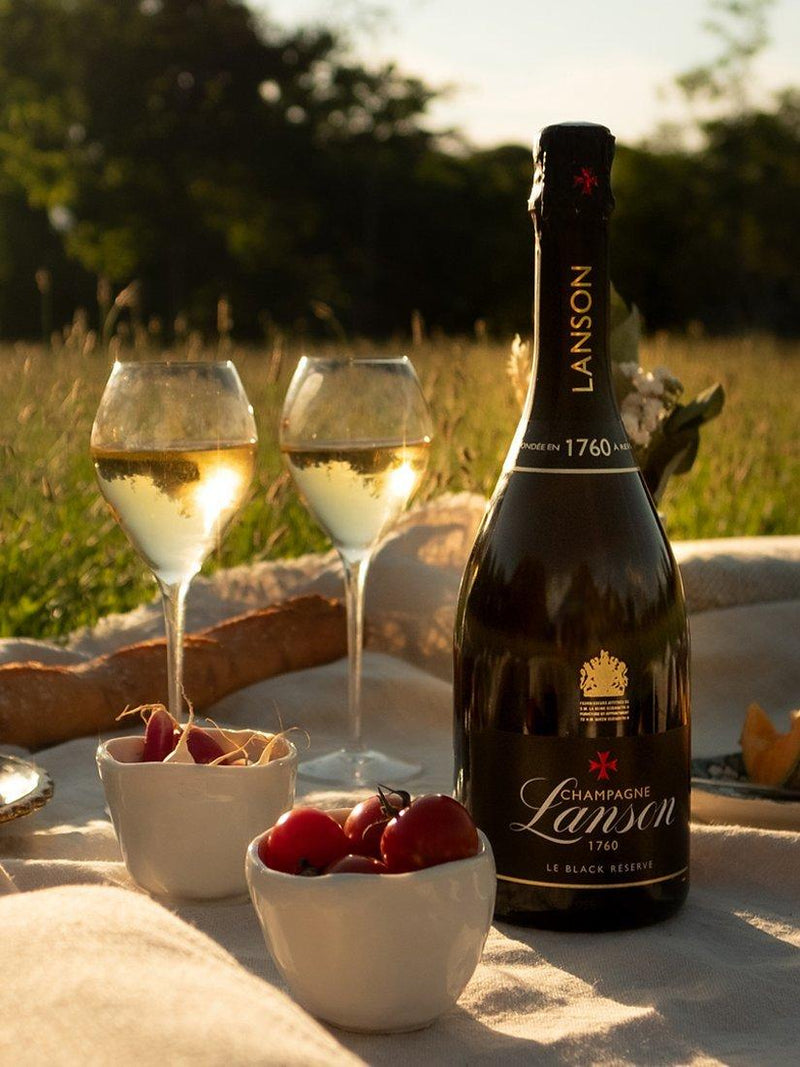 Lanson Le Black Label champagne with two flutes gift pack 75cl, UK version