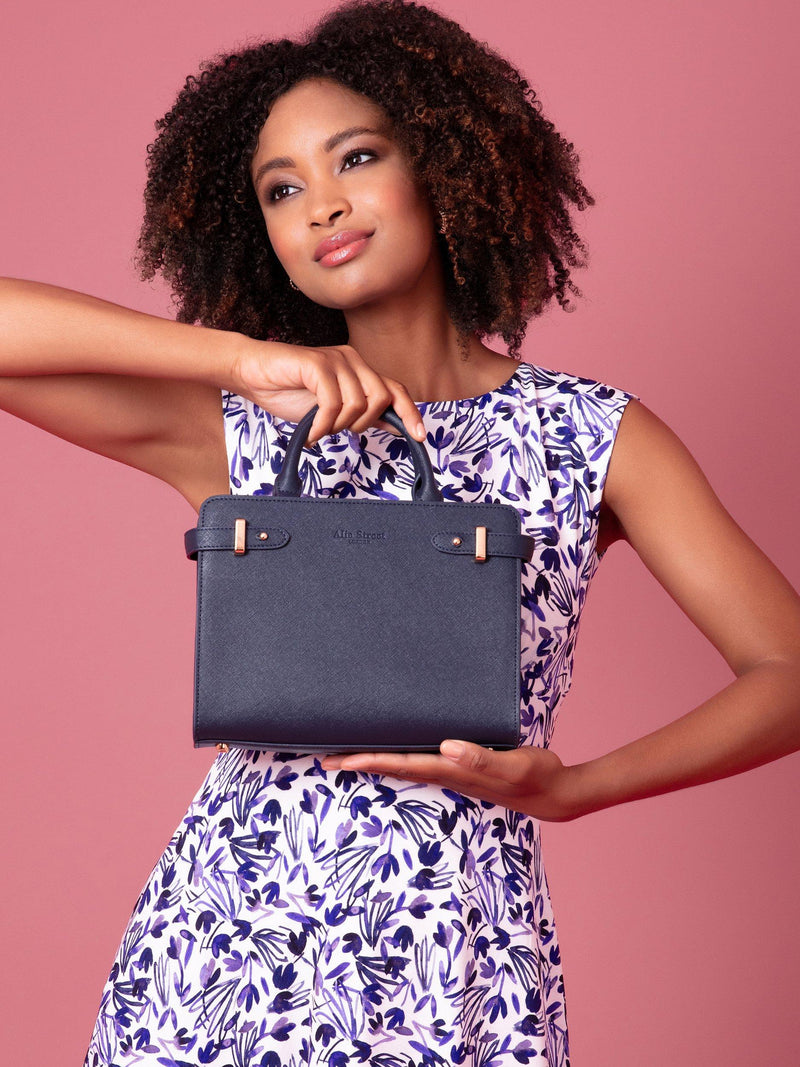 Alie Street Derby Handtasche kompakt - Britisches Produkt
