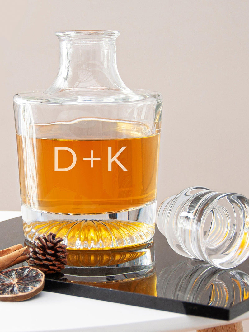 Treat Republic personalised glass decanter with engraved initials 750ml - British product